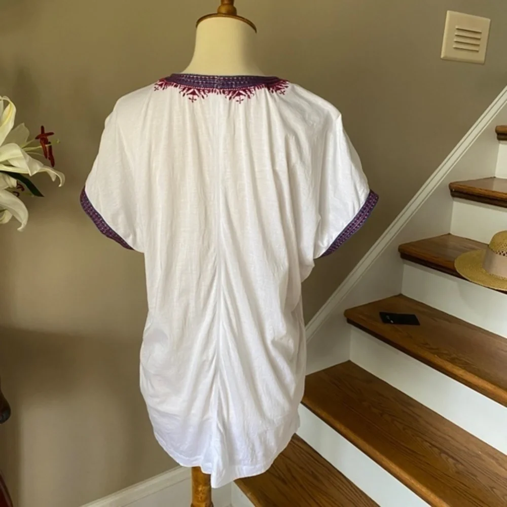 J Crew Embroidered Tunic Tee White M